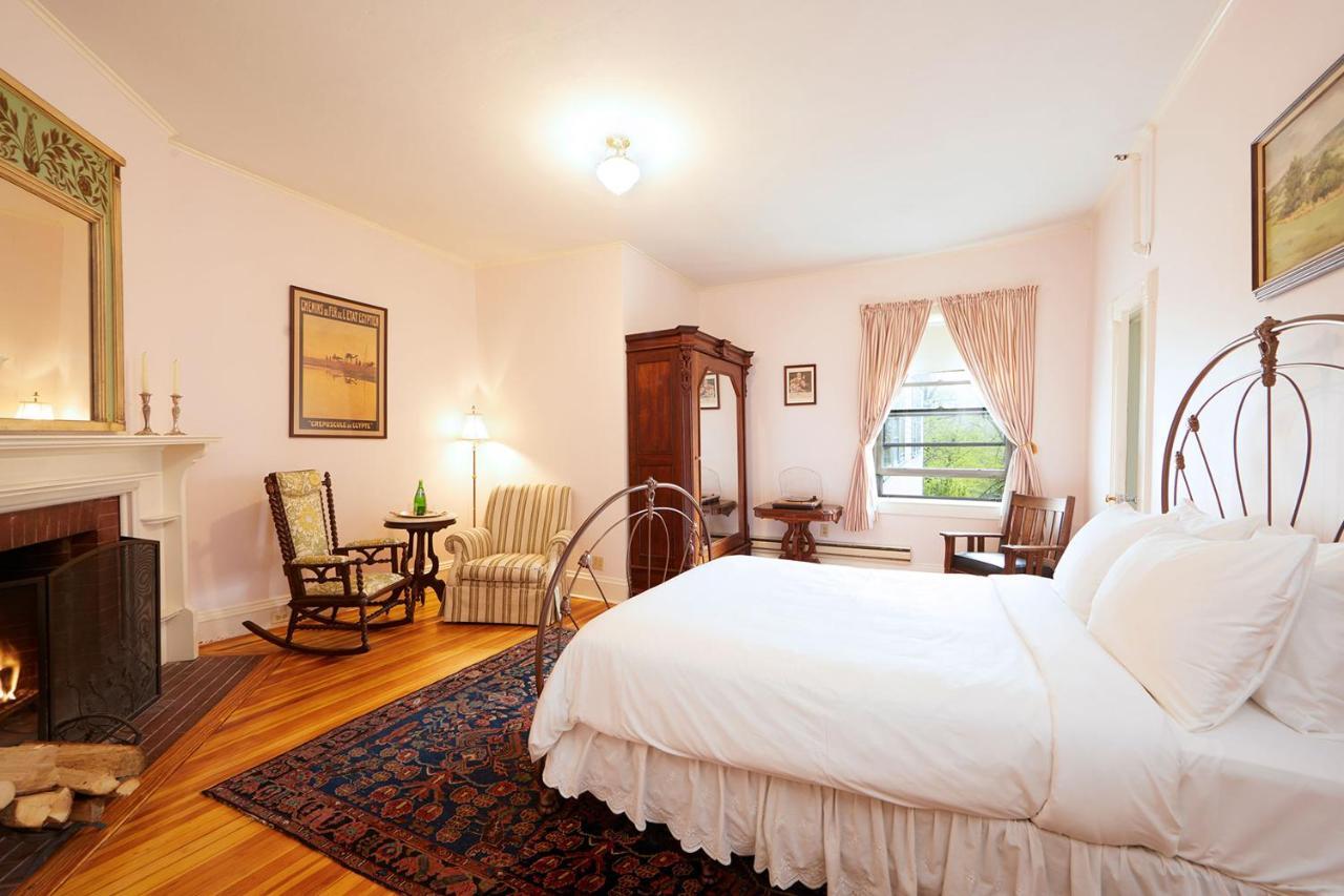 Apple Tree Inn Lenox Zewnętrze zdjęcie